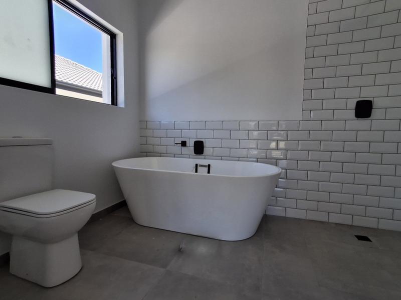 3 Bedroom Property for Sale in Shelley Point Western Cape